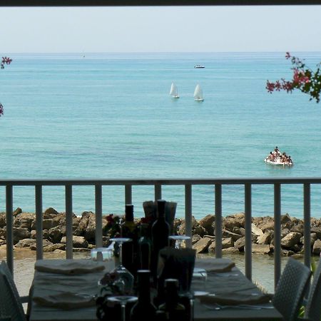 Hotel Sul Mare Al Gabbiano Scoglitti Exterior foto