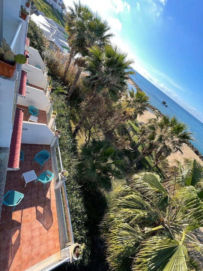 Hotel Sul Mare Al Gabbiano Scoglitti Exterior foto